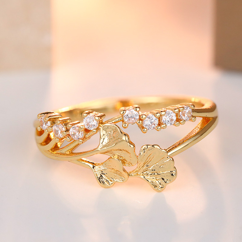 Ginkgo Leaf Ring with Synthetic Zirconia, Elegant Bling for Daily Wear